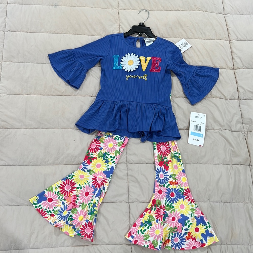 Blue sunflower groovy girl 2 piece outfit